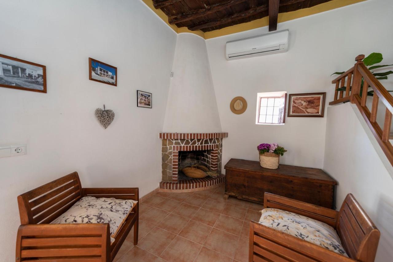 Villa Es Cubells Country & Sea Exterior photo